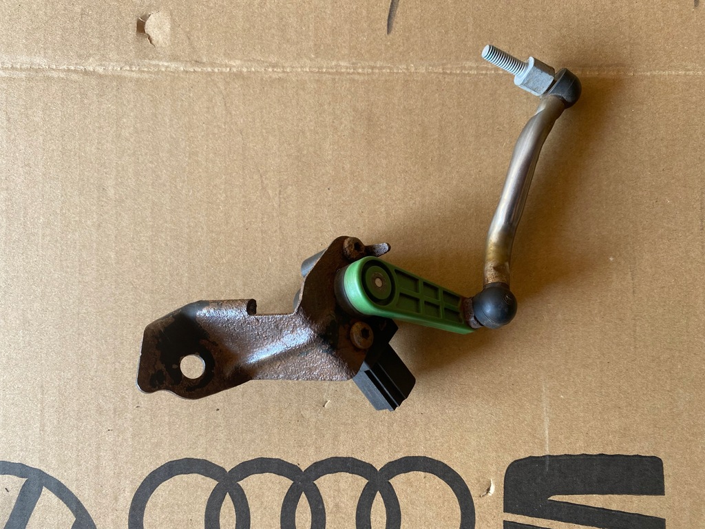 фото №9, Датчик выравнивание света перед audi a5 8t a4 b8 8k0907503 8k0941286n