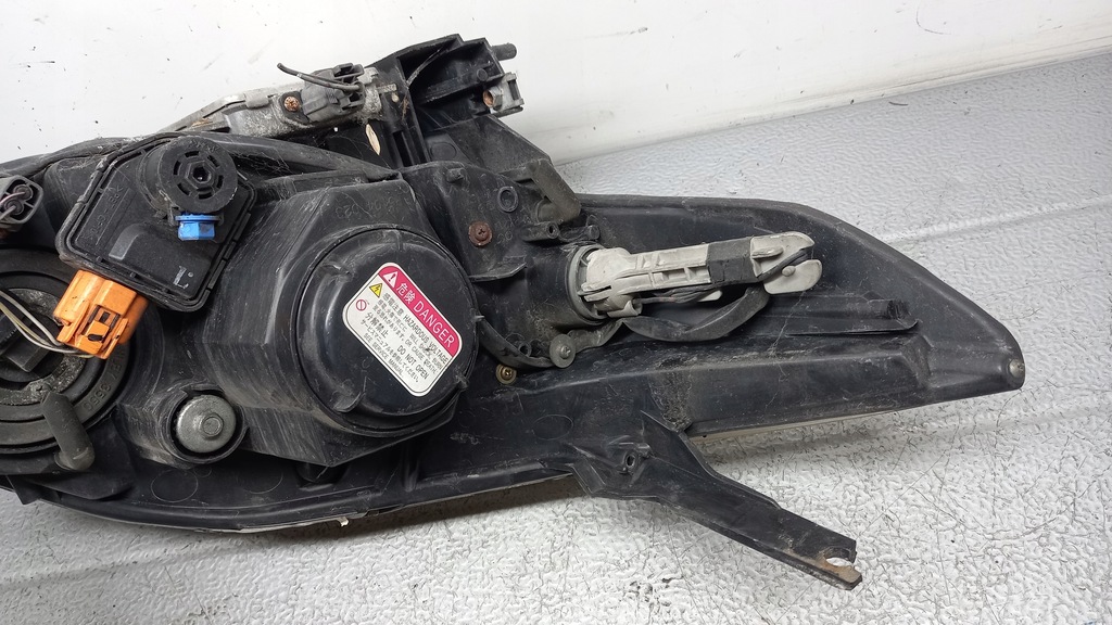 фото №10, Фара левый mazda 5 06r van