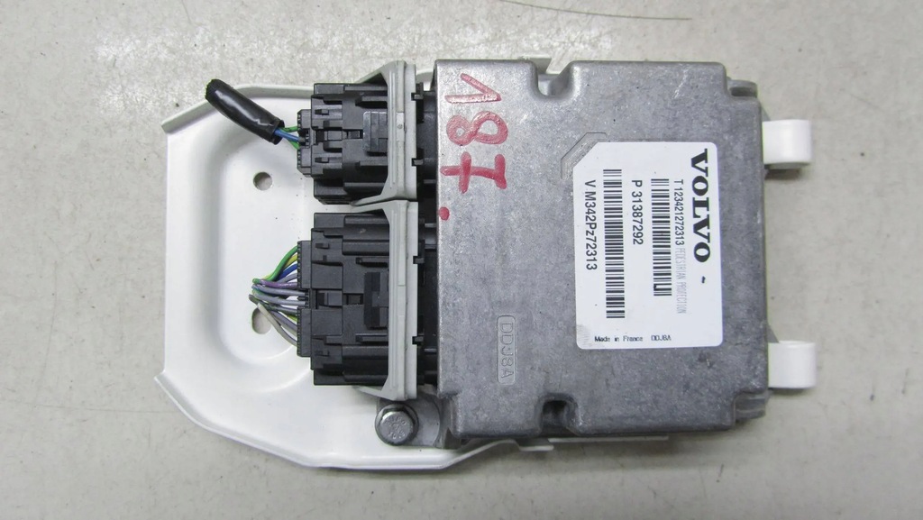 фото №1, Volvo v40 ii датчик подушка безпеки 31387534 12-17