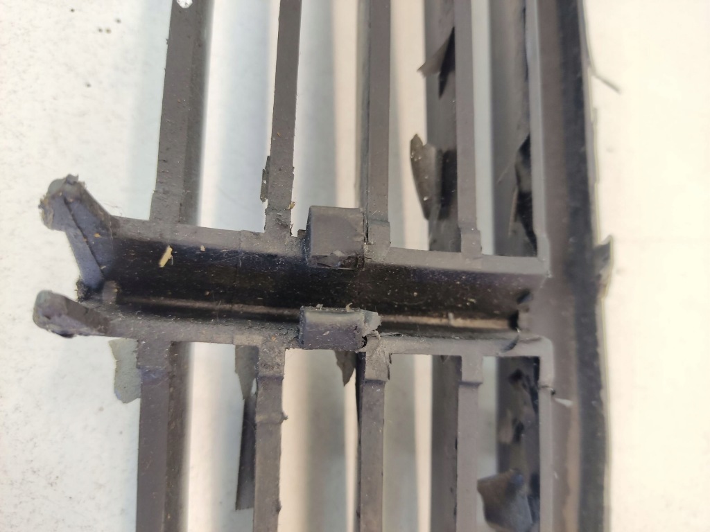 Bmw 3 e36 1997 нижняя решётка бампера передний 81655145 Киев