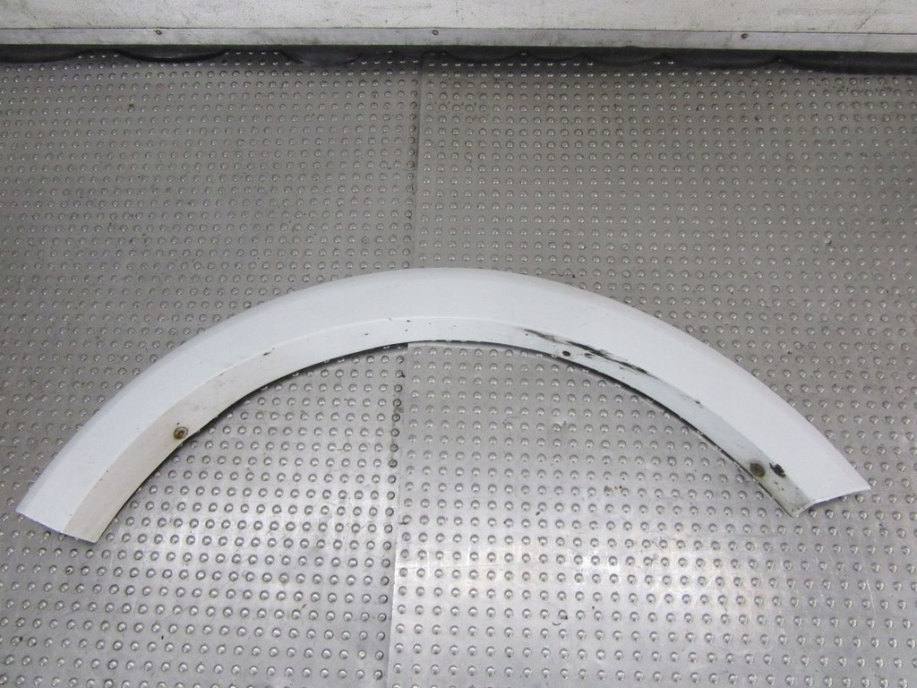 фото №1, Navigator ii 04 молдинг накладка крыла левая задняя