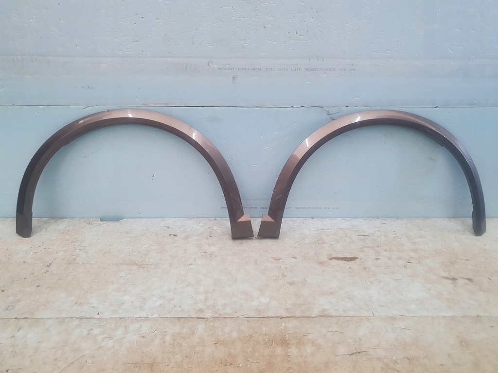 фото №1, Молдинг крыла seat cupra formentor правая перед