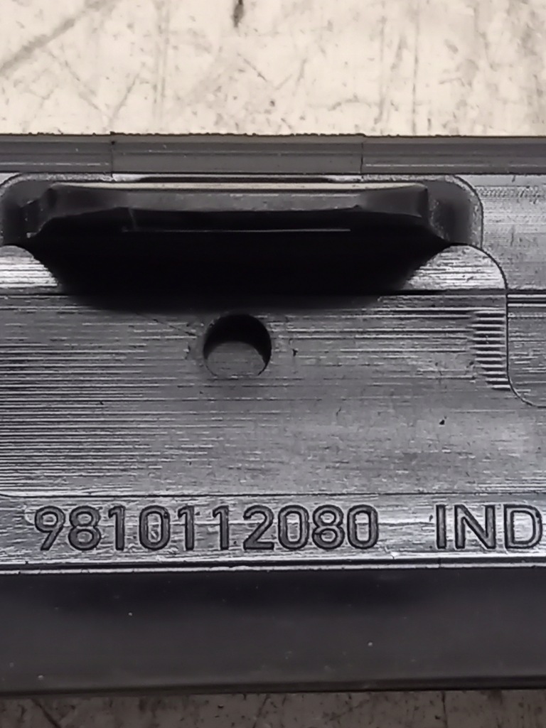 фото №6, Молдинг скло лобове ліва peugeot 3008 9810112080