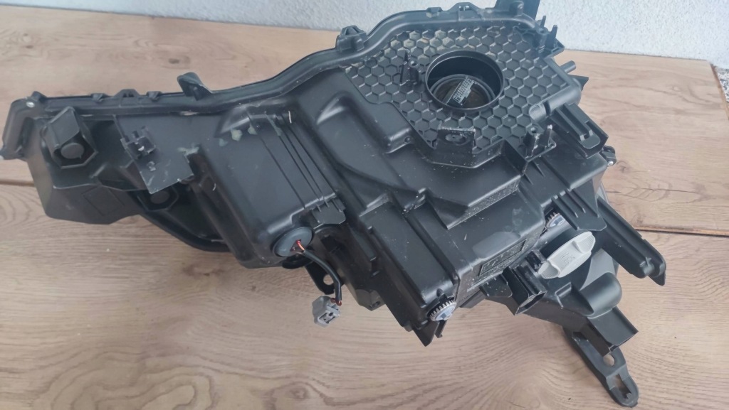 Фара lexus ux full led lift czarna лінза Зі Шроту