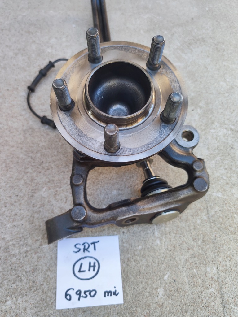 фото №8, Dodge challenger srt левая передняя поворотный кулак 2015+