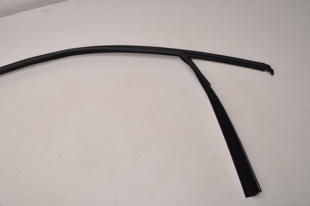 фото №9, Mercedes eqb x243 молдинг стекло подоконная передняя левая 24r a2477252300