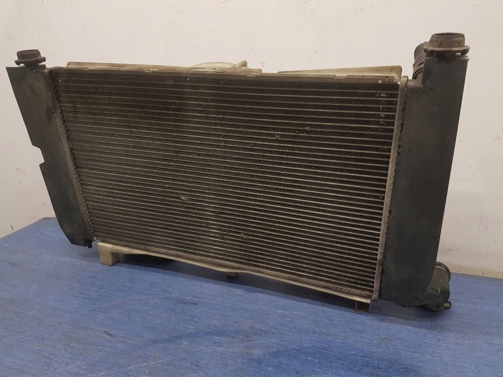 фото №9, Toyota avensis t25 1.6 радиатор wody