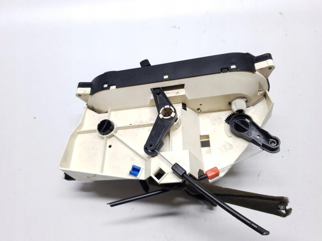 фото №5, Панель обдув mitsubishi carisma