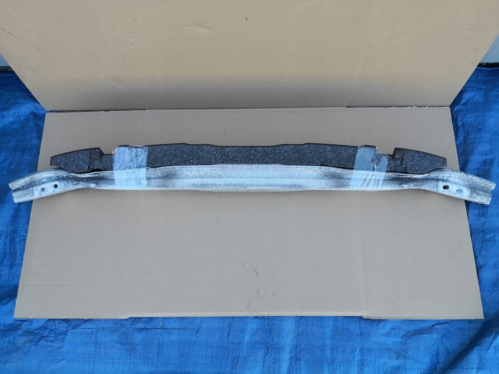 фото №6, Audi a4 8k0 07-11 балка абсорбер pod бампер перед