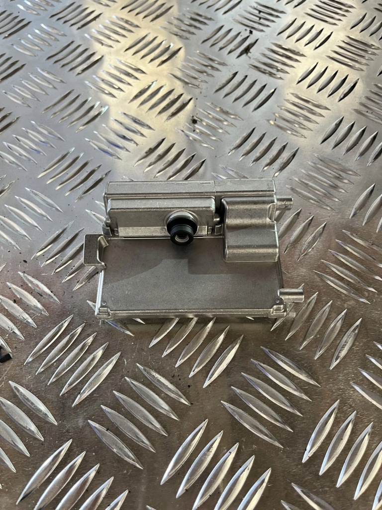 Купить Камера ассистент поперечина движения перед cupra born 21- 1ea980654l