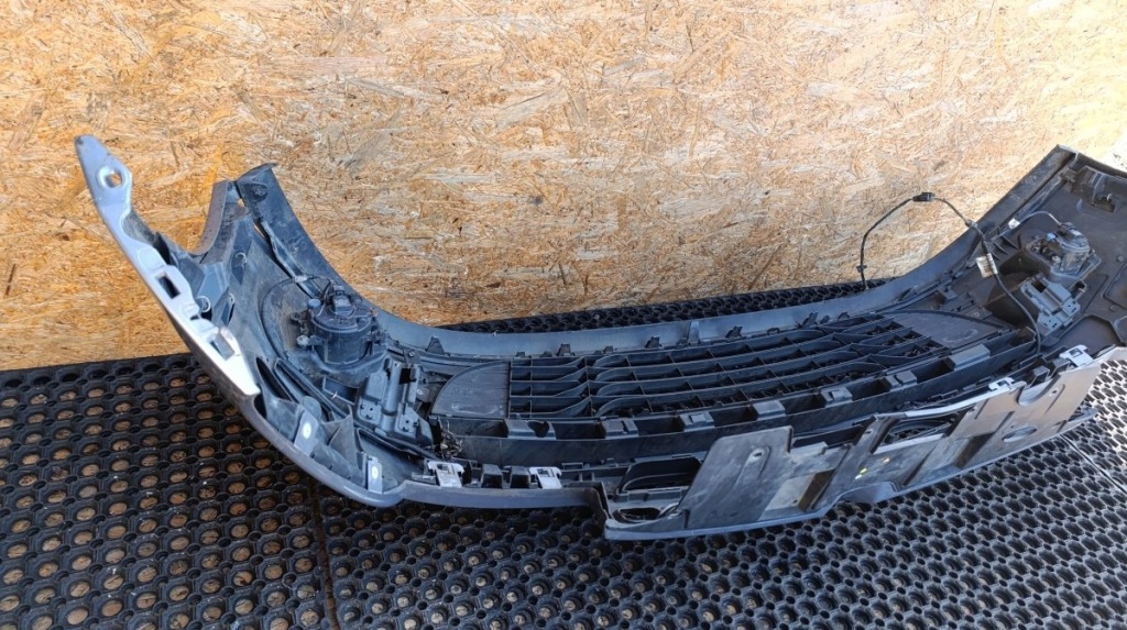 Renault megane 3 hb бампер перед ternr противотуманные фары Цена