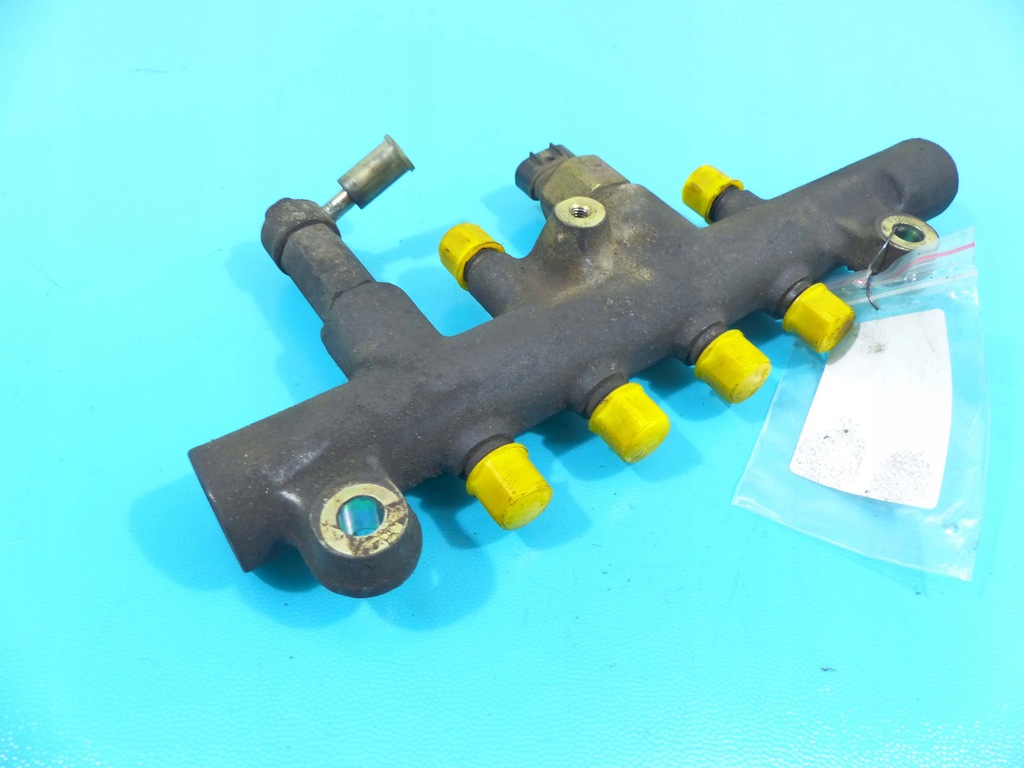 фото №1, Молдинг впрыскная mazda mpv ii 99-06 2.0 citd