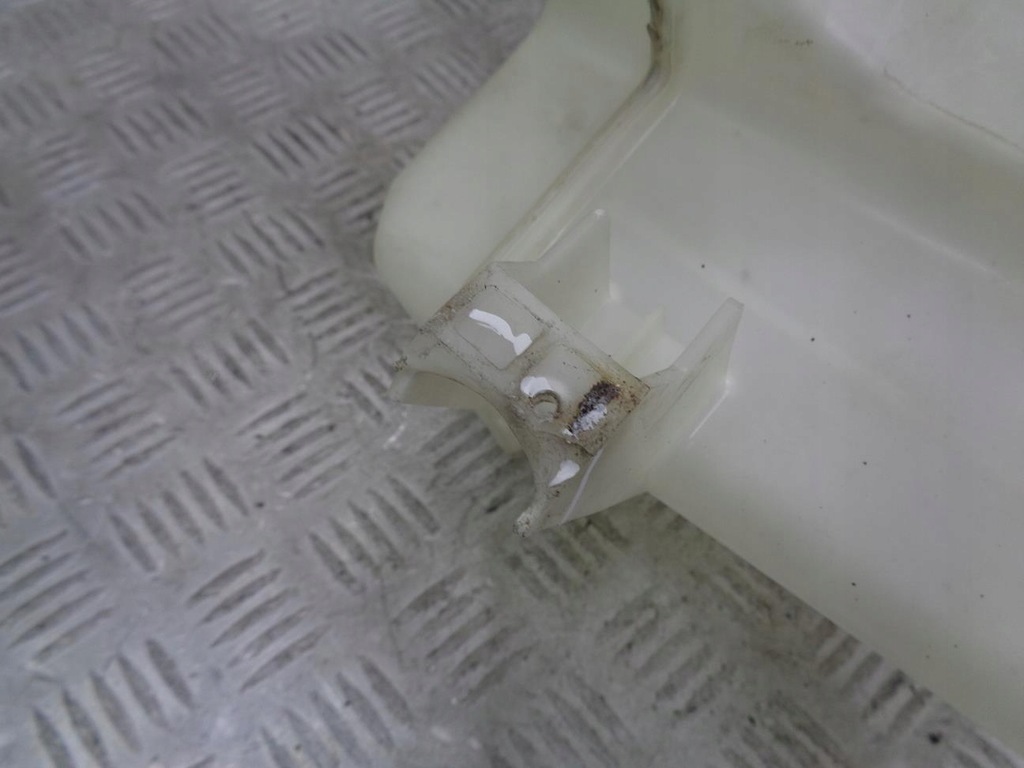 фото №7, Бачок жидкость помпа омывателя kia ceed 1 i 2006- 98610-1h101