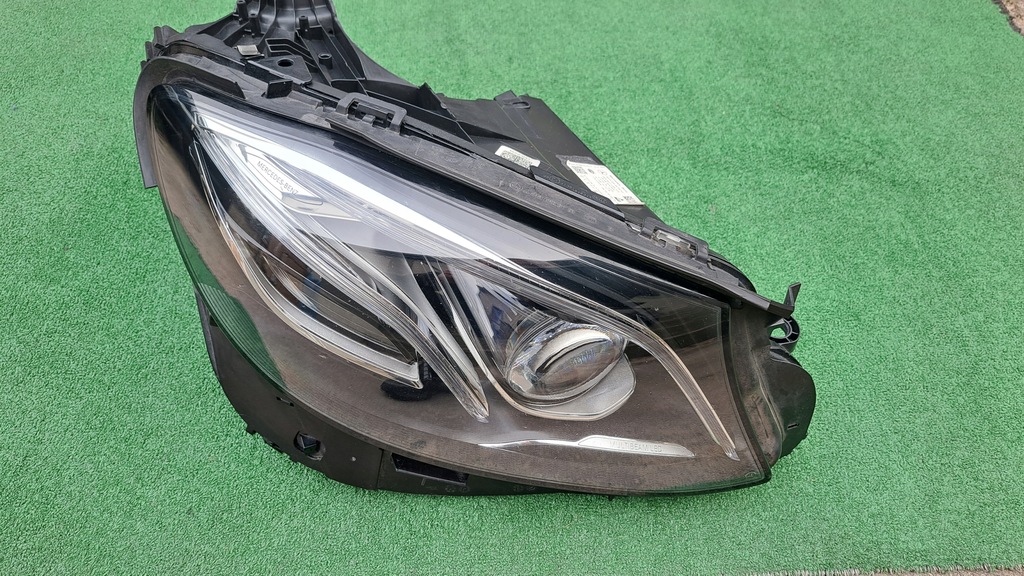 фото №1, Mercedes e-klasa w213 full led лампа передняя