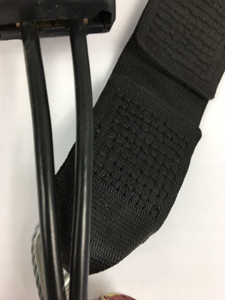 Клипсы ремней безопасности задние mercedes w124 sedan 1248601696 Недорого