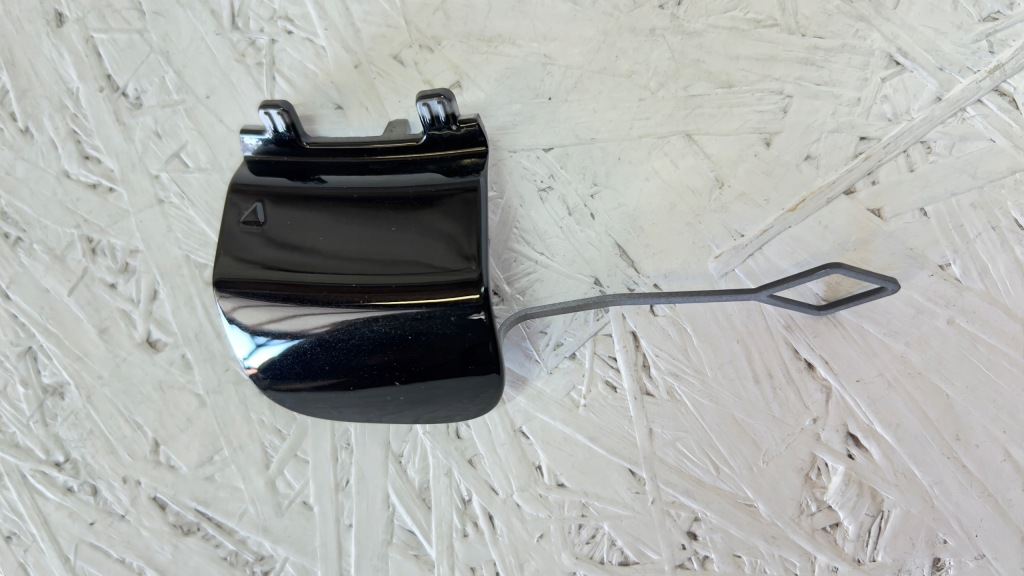 фото №1, Mercedes eqe заглушка фаркоп бампера перед a2958853100