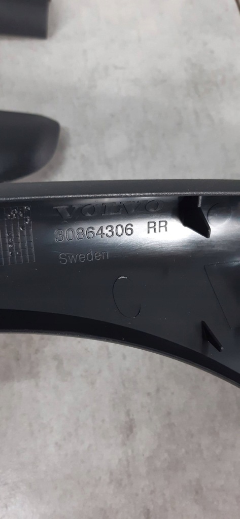 Volvo v40 95-04 заглушки рейлінг 30864305 30864306 30864304 30864303 Київ