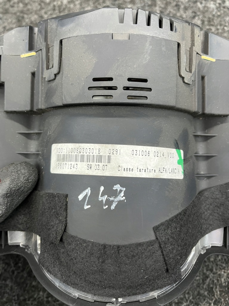 Alfa romeo 147 1.6 16v счетчик приборы 156071243 Киев