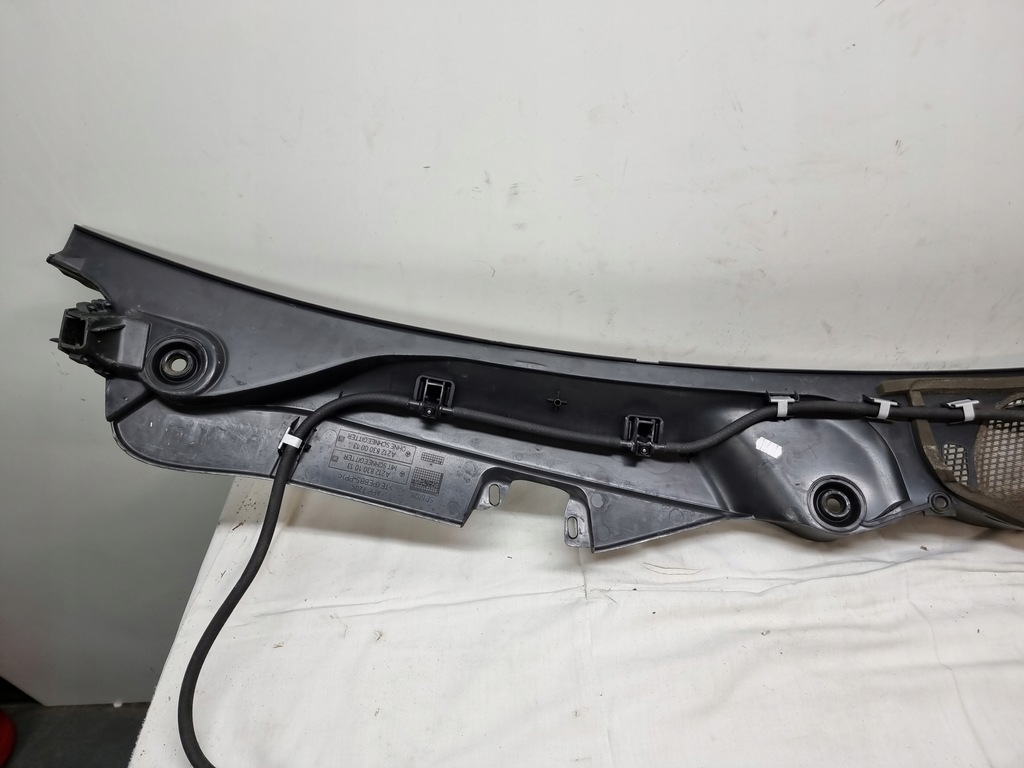 фото №9, Mercdes w212 жабо пластиковий