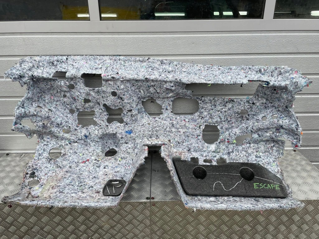 фото №1, Ford escape kuga iii шумоизоляция стены перегородки