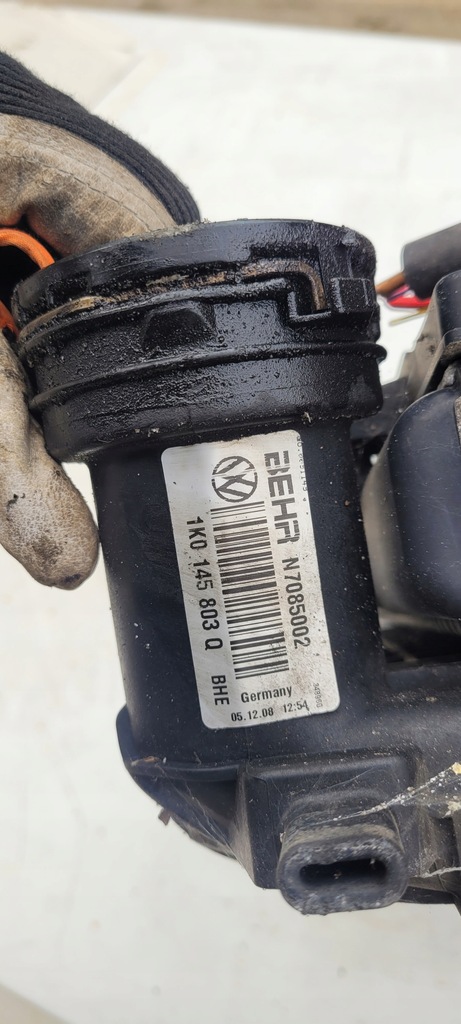 фото №7, Vw audi a3 golf caddy passat b6 радиатор комплект радиатор вентилятор 1k0