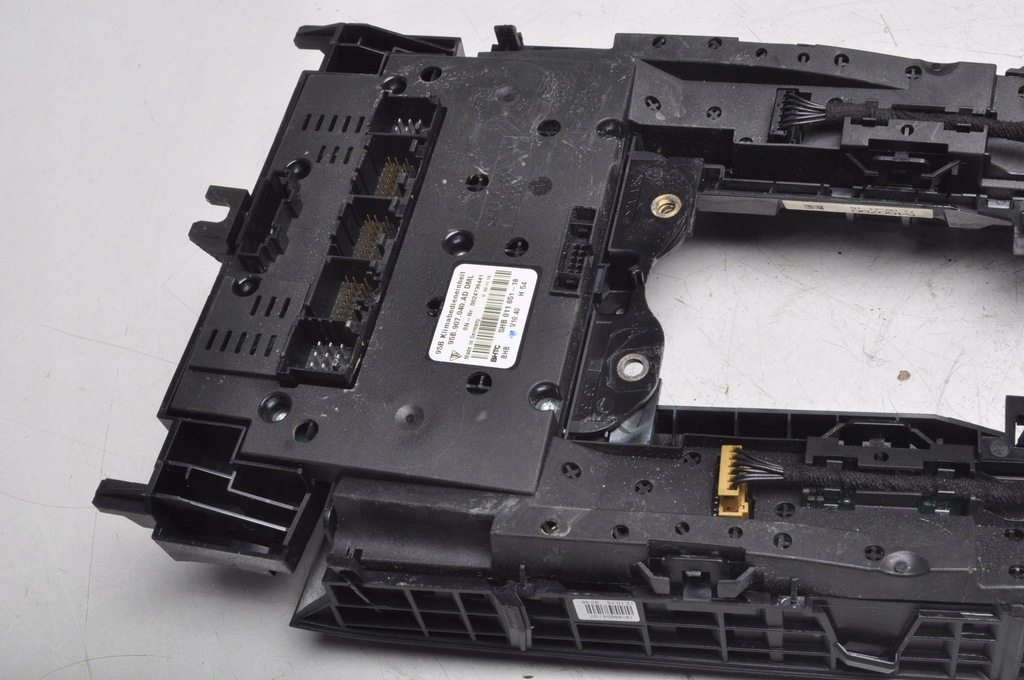 фото №14, Porsche macan панель перемикачів 95b907040ad