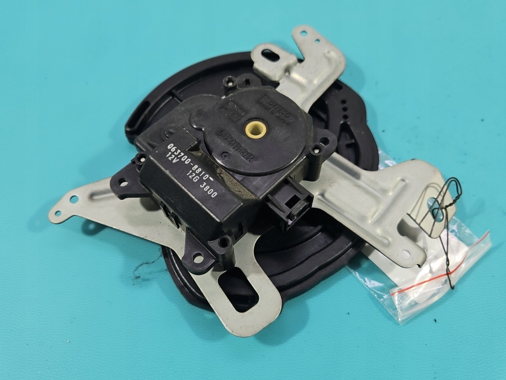 Купити Моторчик обдув обігрівача lexus rx ii 03-08 063700-8810 європа