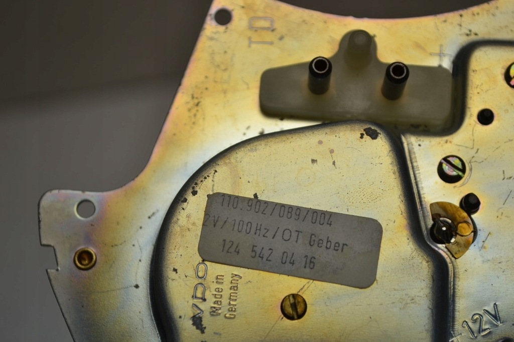 фото №10, Mercedes w124 дизель obrotmierz часы указатель