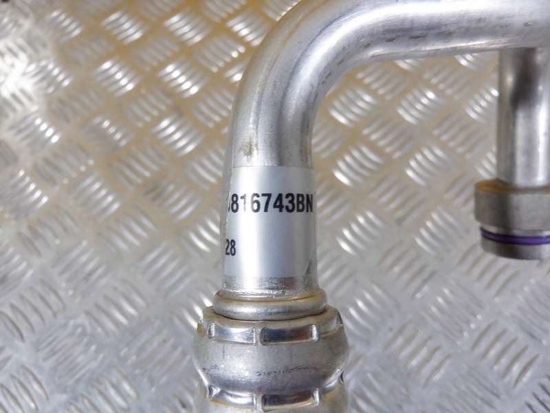 фото №4, Audi a4 b9 шланг трубка кондиціонера 8w0816743bn