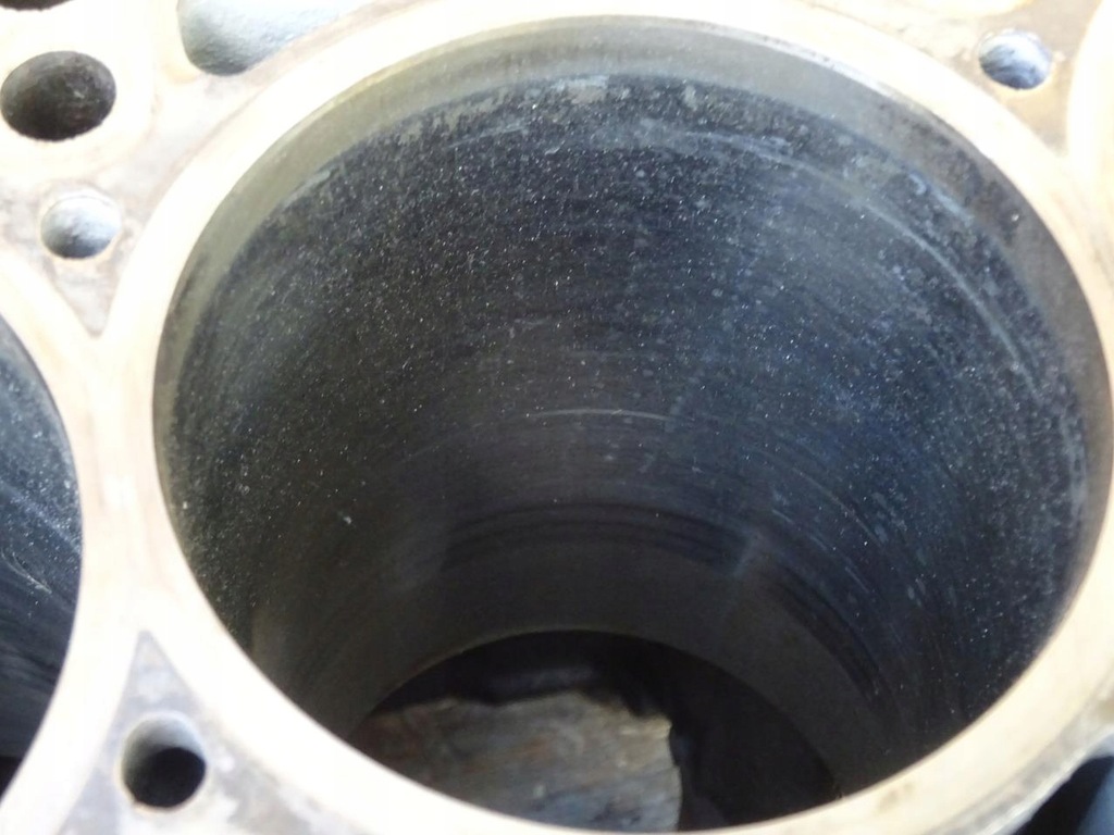 фото №8, Audi tt 8n s3 8l leon cupra r 1.8t bam amk apx apy блок двигателя 06a103021c