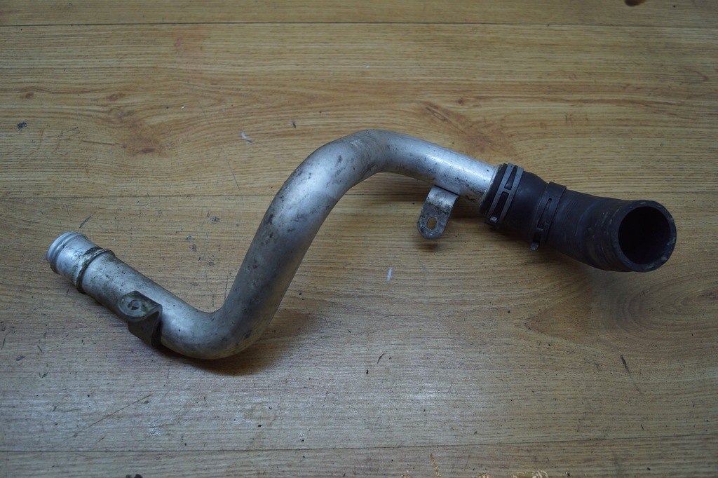 фото №1, Труба wąż wody audi r8 4.2 fsi 420121455