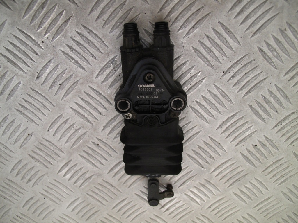 фото №1, Клапан регулировки выравнивание подушек scania