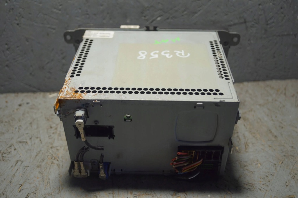 фото №9, Радио навигация vw passat b7 tiguan 5n 3c8035279m r358