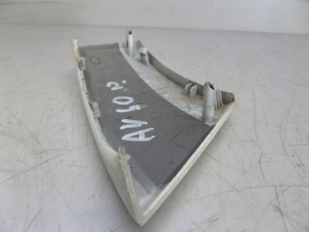 фото №5, Кронштейн ручка дверь правая aygo c1 107 746450h010