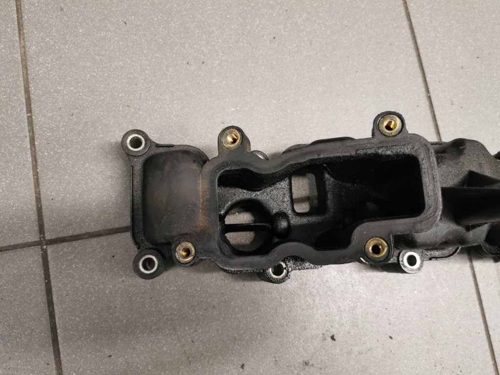 Коллектор впускной  audi a8 d3 3.0 tdi asb 059129711ag Цена