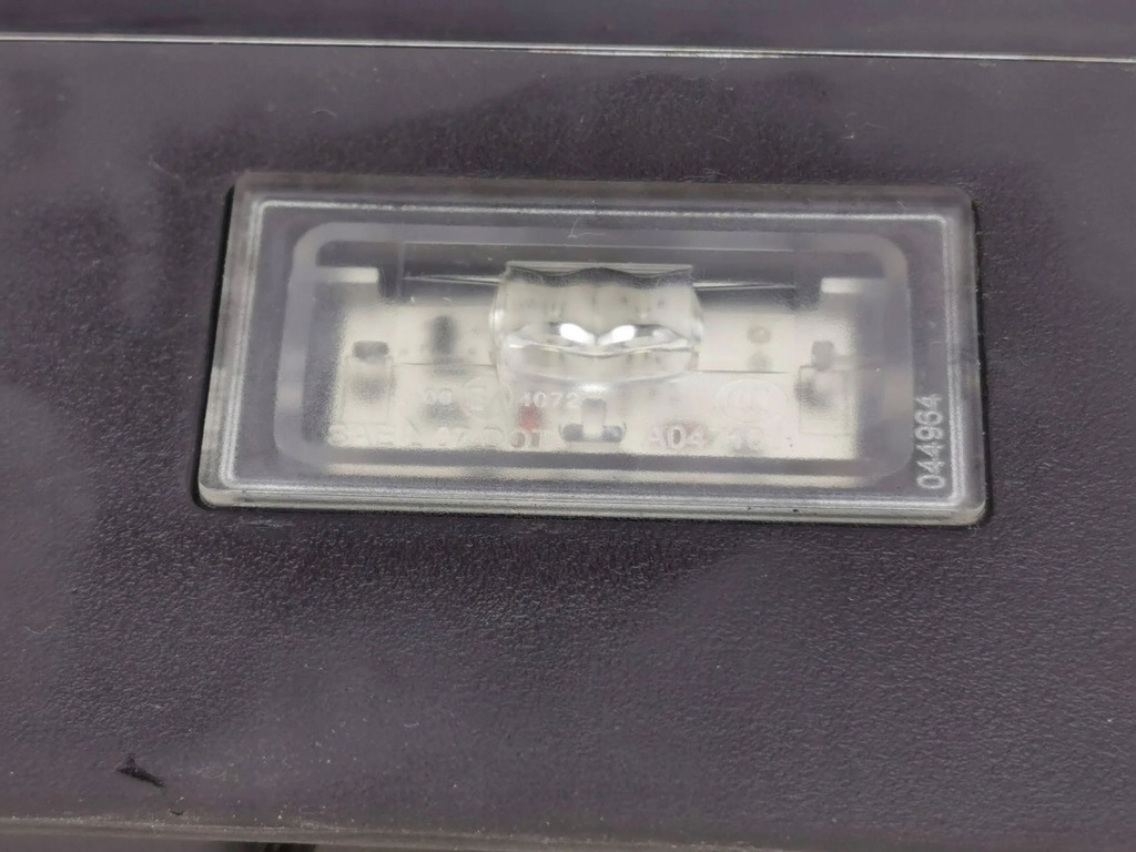 фото №7, Bmw 7 f01 f02 f03 f04 молдинг освещение задний номерного знака регистрационный