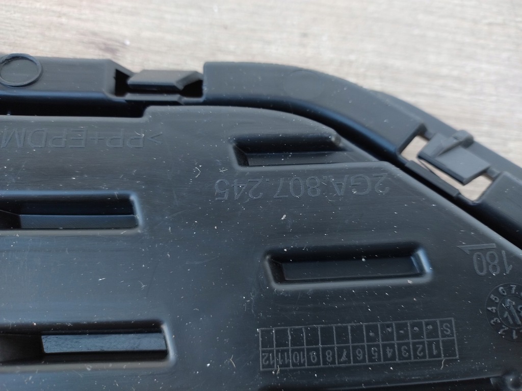 фото №3, Vw t-roc левая решётка бампера задняя заглушка