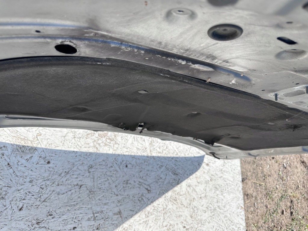 A4 8k капот перед сіра ly7g Зі Шроту