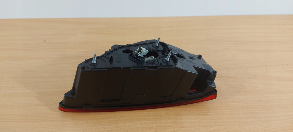 фото №2, Jaguar xf sportbracke права лампа внутрішня led