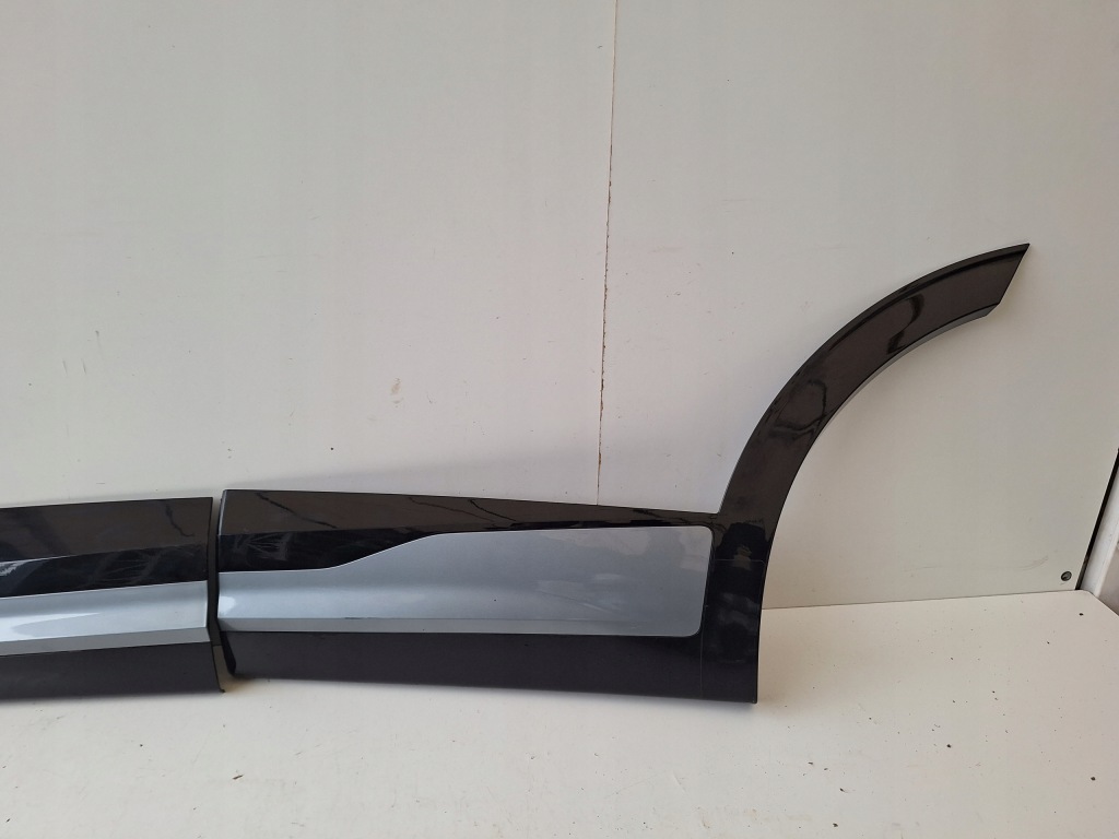 фото №3, Kia sportage v молдинг двері ліва перед задня оригінал