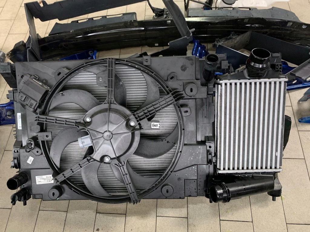 фото №7, Перед бампер лампи капот крила радіатор dacia sandero stepway iii