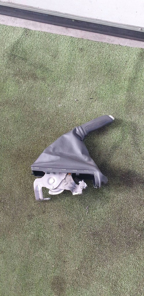 Купить Opel corsa d рычаг тормоза ручного 13255754