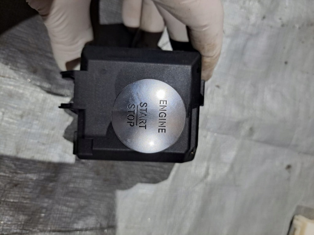 фото №1, Замок зажигания старт-стоп infiniti qx30