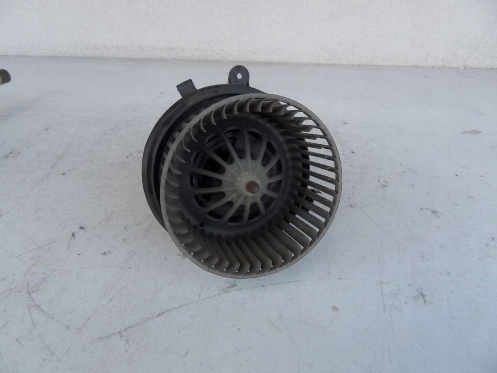 фото №1, Mercedes glk x204 08-12 вентилятор повітродувка обдув + штекер
