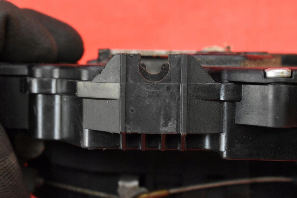 Купить Замок задний lewego створки 1356367080 968847-101 citroen nemo 08-15