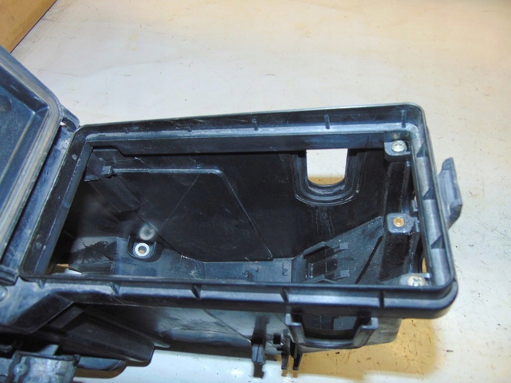 Mercedes w124 коробка предохранителей 1245400182 Недорого