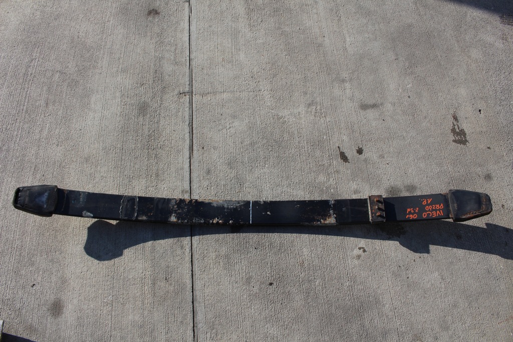 фото №1, Щітка ресора перед iveco daily 06r.