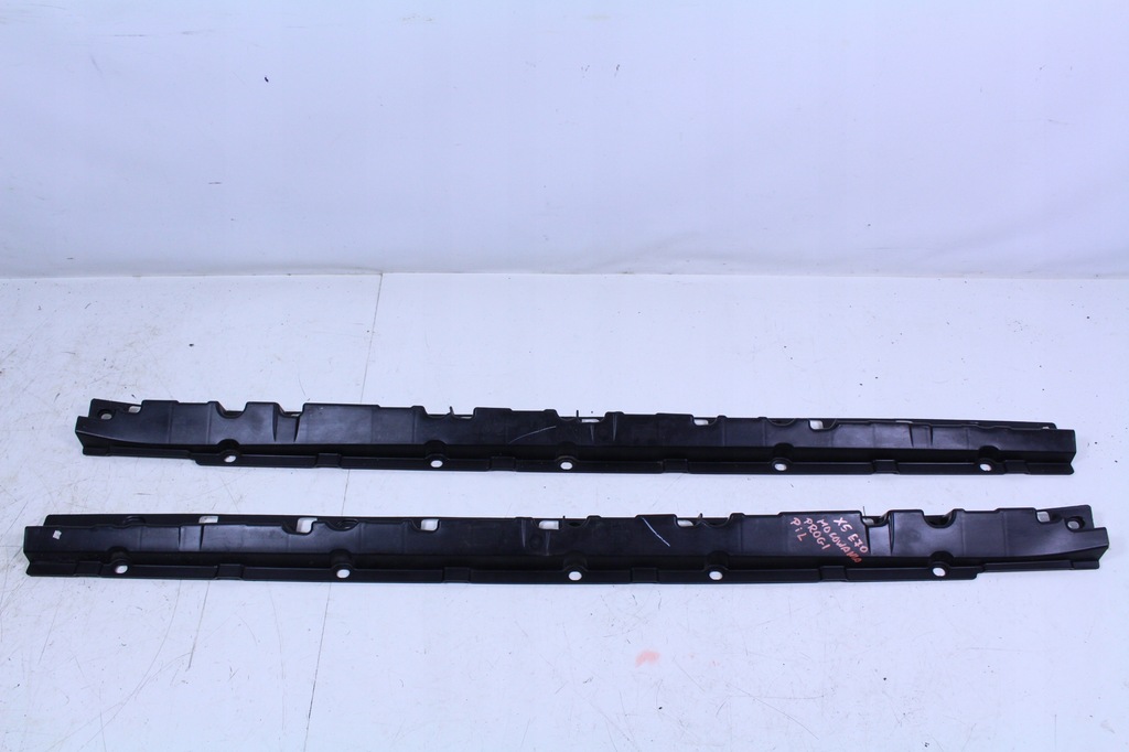 фото №1, Кронштейн пороги kpl. bmw x5 e70