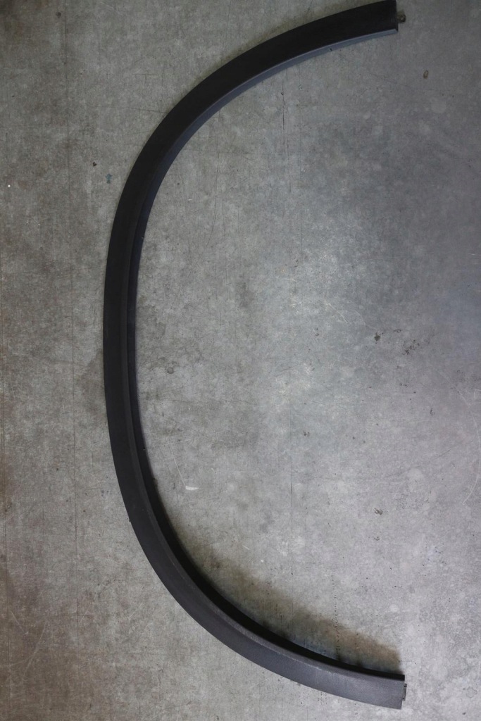 Купить Молдинг накладка правый задний  mercedes w292 gle a2928852122