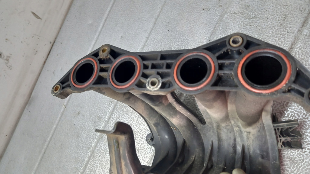 фото №6, Коллектор всасывающий peugeot 206 01r hb 9638425180